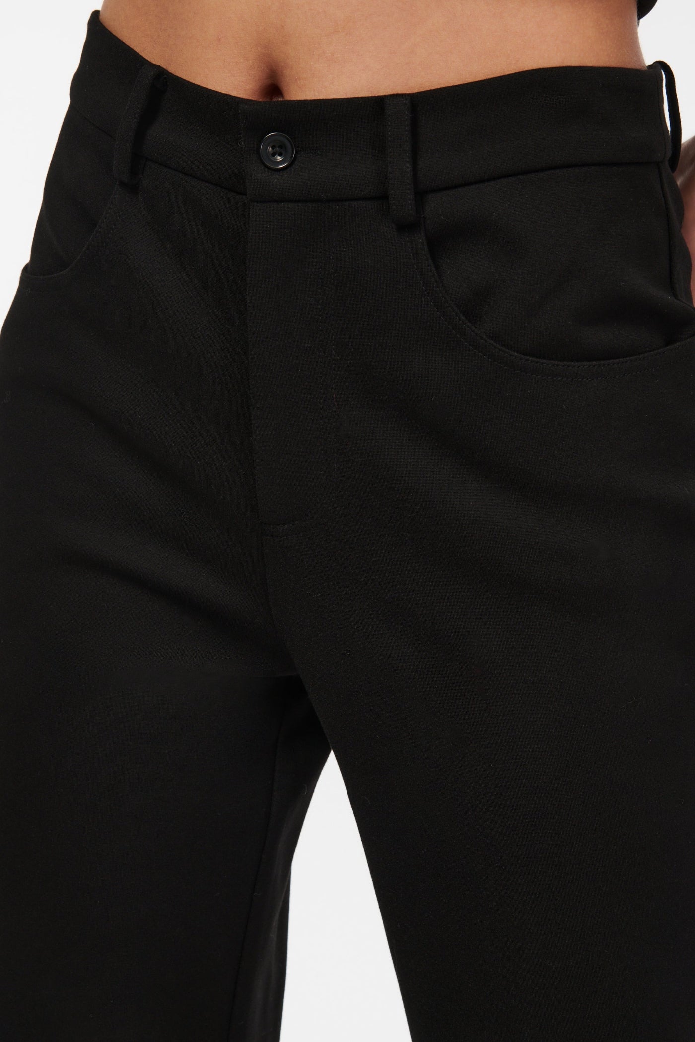 LUCRECIA PANT