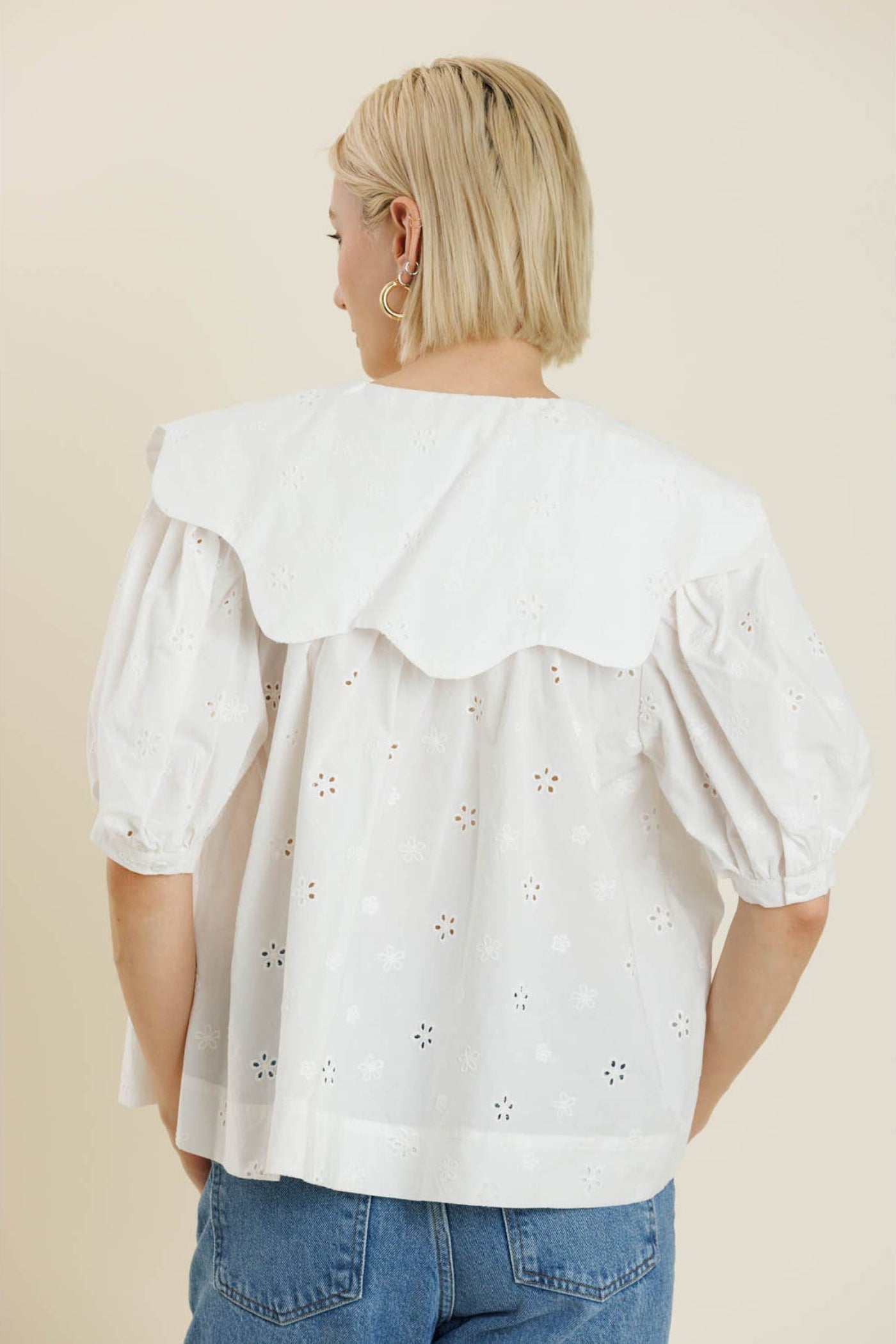 SCALLOP BLOUSE