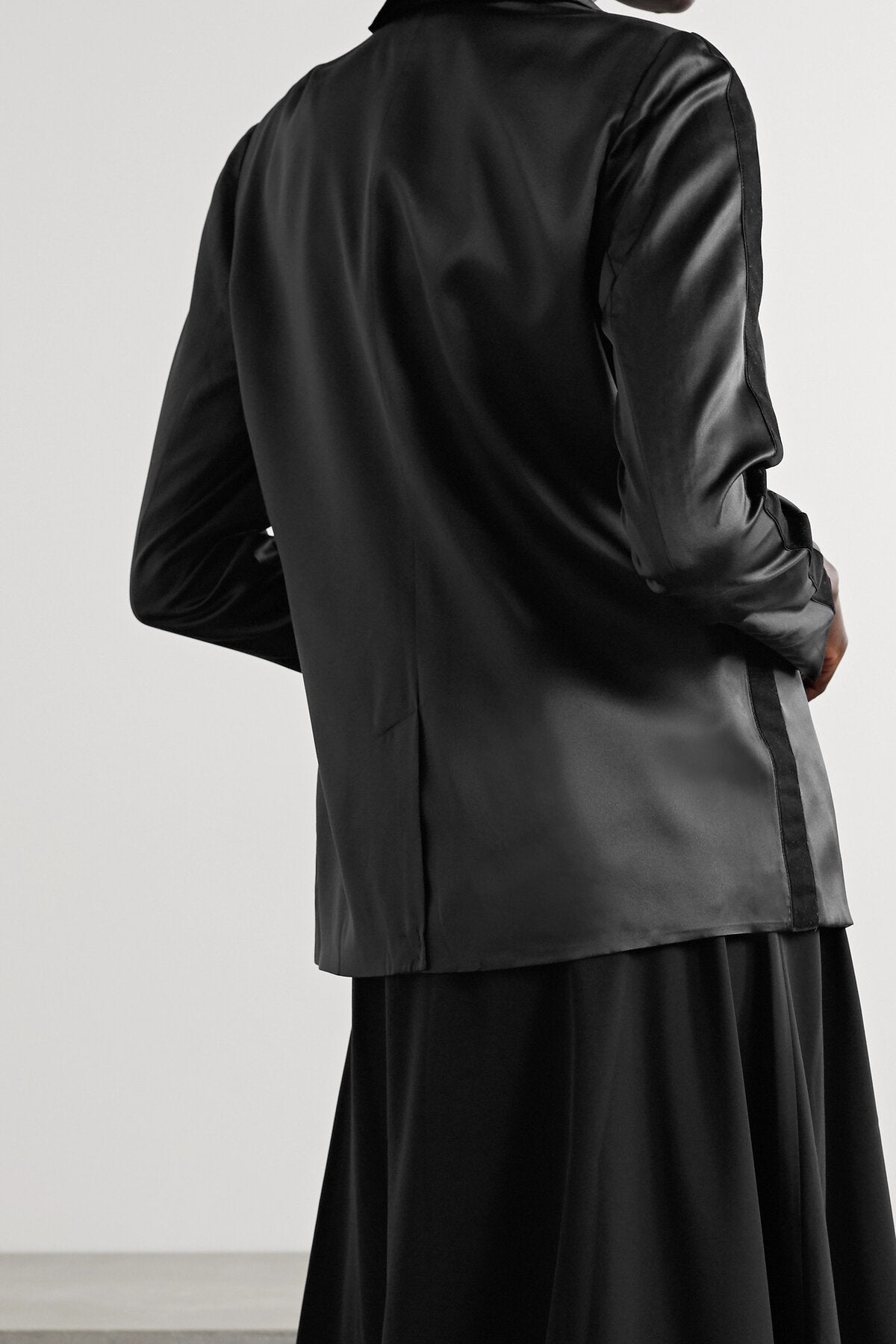 AUDREY BLAZER