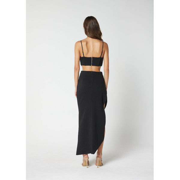 UNDERN DRESS