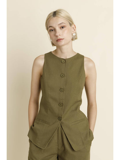 SLEEVELESS VEST