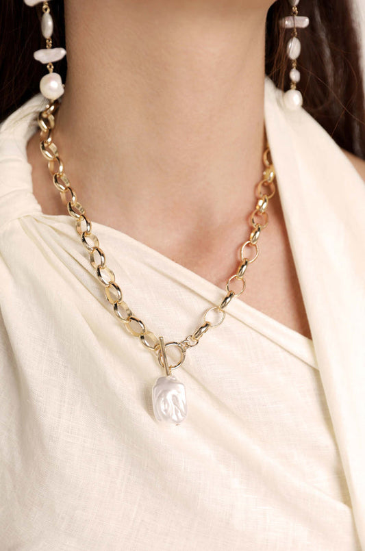 EDGE WATER NECKLACE