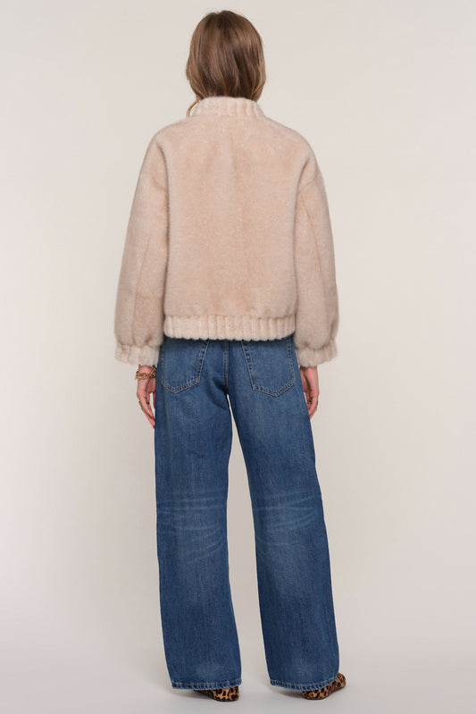 GELLAR JACKET
