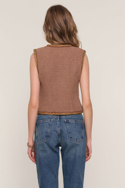 SHIRLEY VEST
