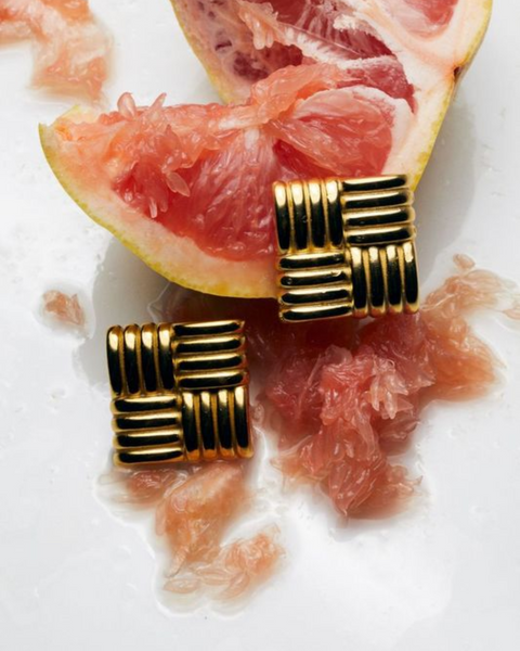 SQUARE STUD EARRING