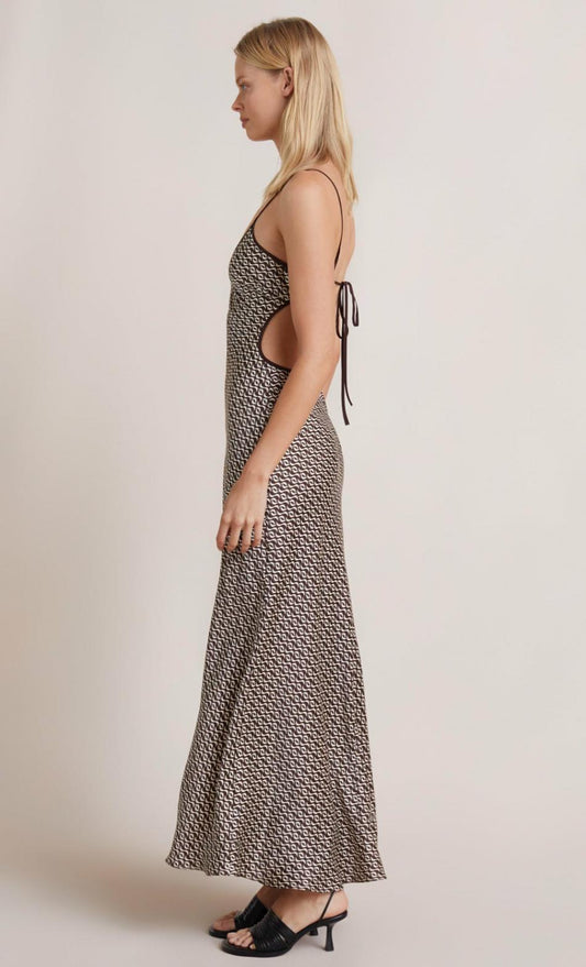TWISTY MAXI DRESS