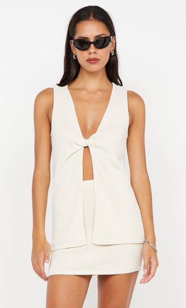MILLA TWIST TOP
